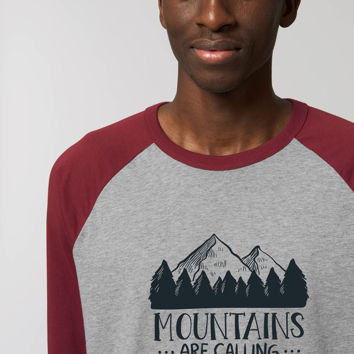 Camiseta baseball "Mountains are calling"