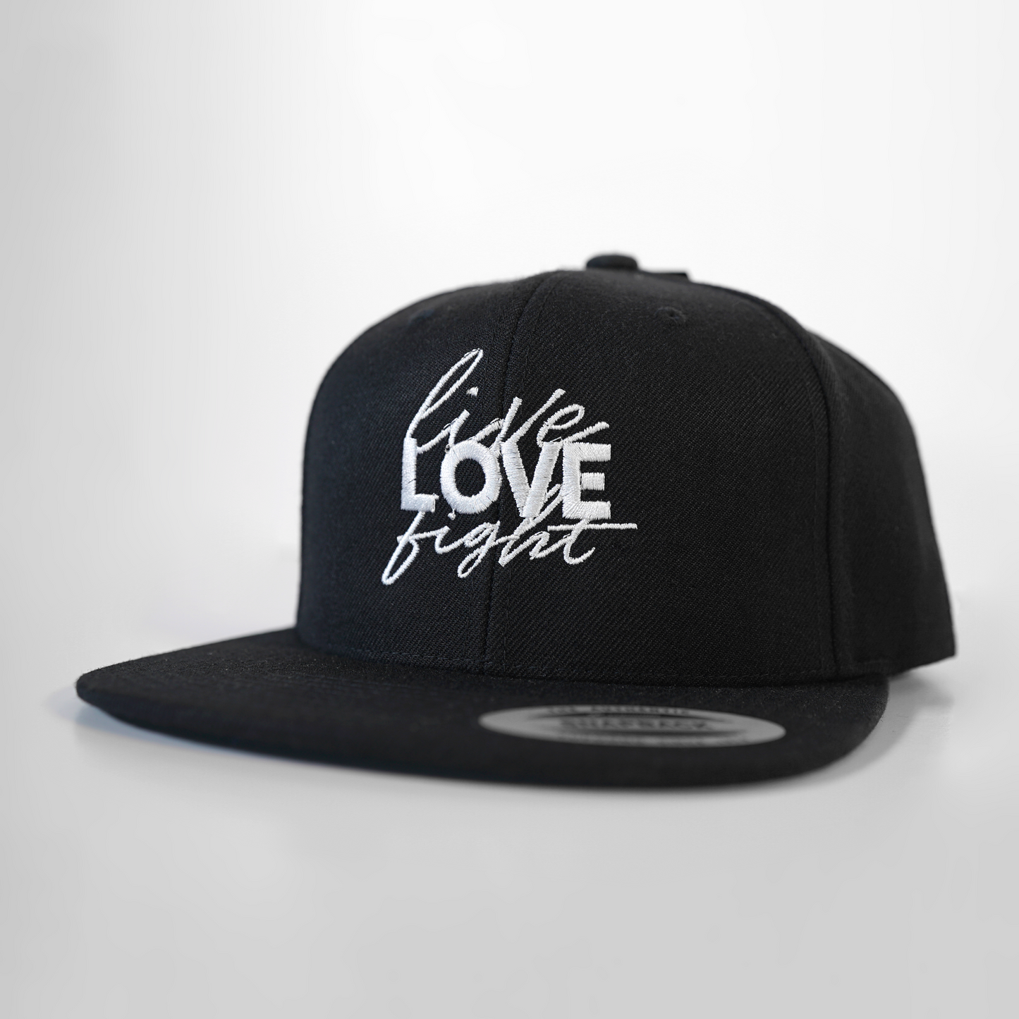 Gorra Clásica "Live Love Fight"